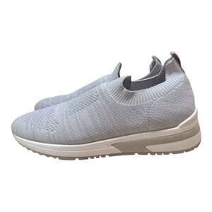 Urban Sport By J/SLIDES Lt Grey Knit Sneakers Slip On Women’s Sz 8M
